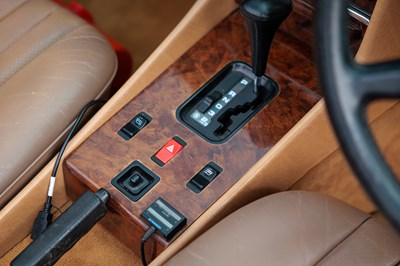 Lot 118 - 1988 Mercedes-Benz 420 SL