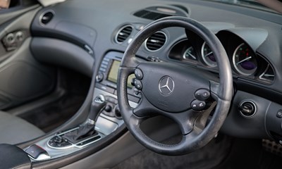 Lot 280 - 2004 Mercedes-Benz SL350