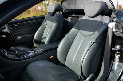 Lot 280 - 2004 Mercedes-Benz SL350