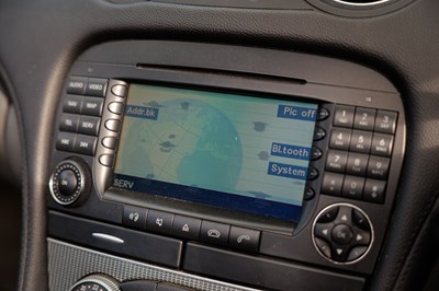 Lot 280 - 2004 Mercedes-Benz SL350