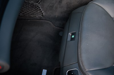 Lot 280 - 2004 Mercedes-Benz SL350