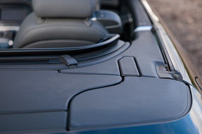 Lot 280 - 2004 Mercedes-Benz SL350