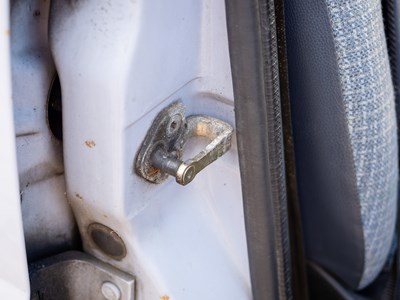 Lot 1986 Ford Escort L