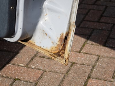 Lot 1986 Ford Escort L