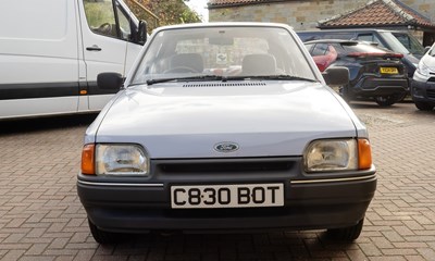 Lot 1986 Ford Escort L