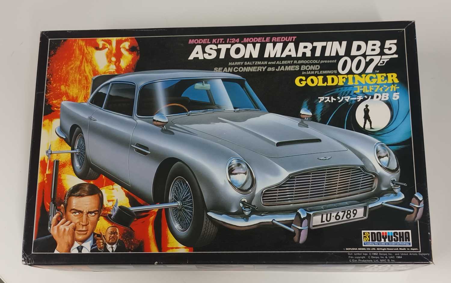 Lot James Bond Aston Martin Kits
