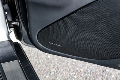 Lot 2008 Mercedes-Benz SL63 AMG