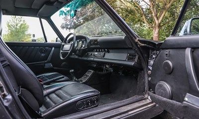 Lot 1990 Porsche 911/964 Carrera 2