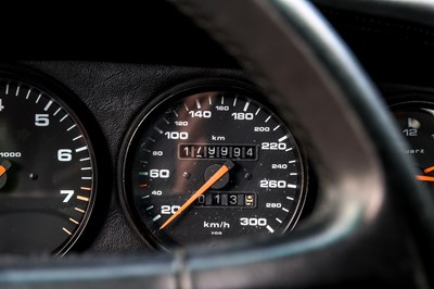 Lot 1990 Porsche 911/964 Carrera 2