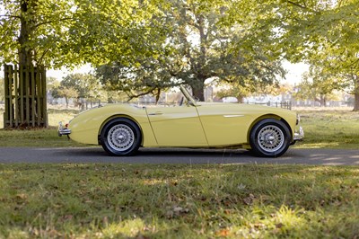 Lot 1960 Austin Healey 3000 Mk. I BT7