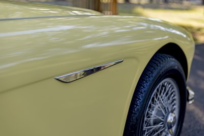 Lot 1960 Austin Healey 3000 Mk. I BT7