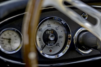 Lot 1960 Austin Healey 3000 Mk. I BT7