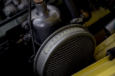 Lot 1960 Austin Healey 3000 Mk. I BT7