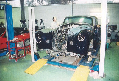 Lot 1956 Rolls-Royce Silver Wraith LWB Ex-Nubar Gulbenkian ‘Perspex Top’ Saloon