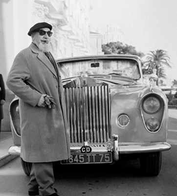 Lot 1956 Rolls-Royce Silver Wraith LWB Ex-Nubar Gulbenkian ‘Perspex Top’ Saloon