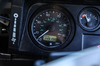 Lot 104 - 1999 Land Rover Defender 90 Td5