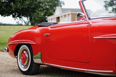 Lot 1959 Mercedes-Benz 190 SL