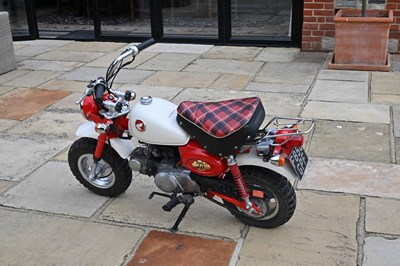 Lot 1997 Honda Z50 Monkey Bike Anniversary Edition