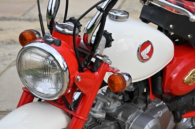 Lot 1997 Honda Z50 Monkey Bike Anniversary Edition