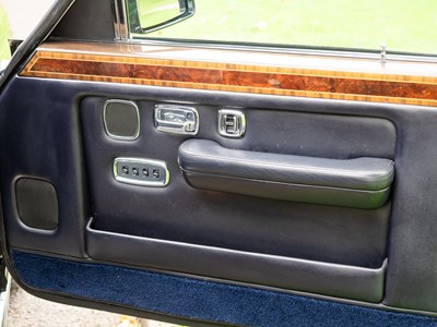 Lot 186 - 1999 Rolls-Royce Park Ward Limousine