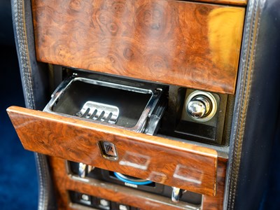 Lot 186 - 1999 Rolls-Royce Park Ward Limousine