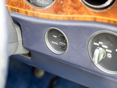 Lot 186 - 1999 Rolls-Royce Park Ward Limousine