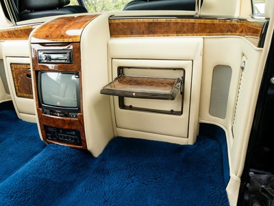Lot 186 - 1999 Rolls-Royce Park Ward Limousine