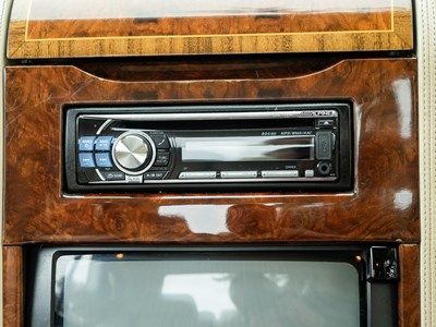 Lot 186 - 1999 Rolls-Royce Park Ward Limousine