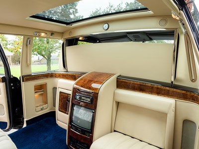 Lot 186 - 1999 Rolls-Royce Park Ward Limousine