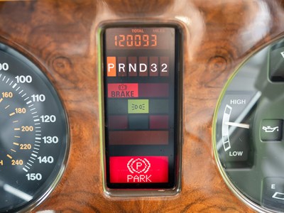 Lot 186 - 1999 Rolls-Royce Park Ward Limousine