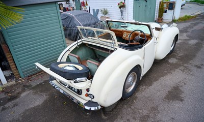 Lot 1949 Triumph 2000 Roadster
