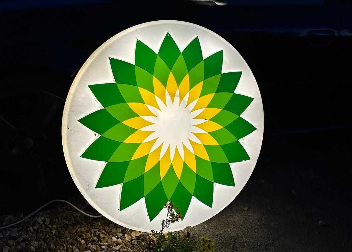 Lot Original BP Forecourt Sign