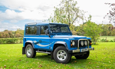 Lot 1999 Land Rover Defender 90 50th Anniversary Edition (2.8 litre)