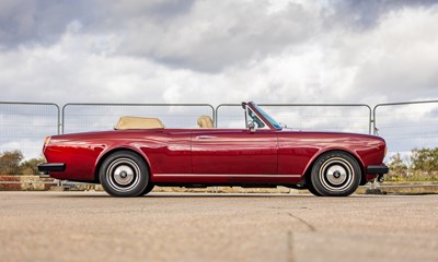 Lot 1982 Rolls-Royce Corniche Convertible