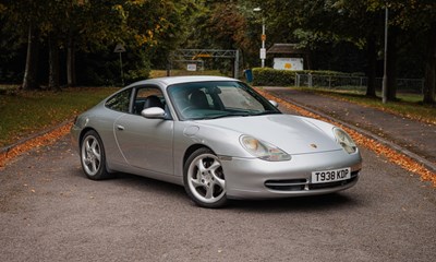 Lot 1999 Porsche 911/996 Carrera 4