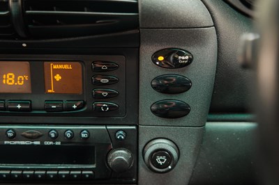 Lot 1999 Porsche 911/996 Carrera 4