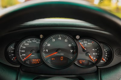 Lot 1999 Porsche 911/996 Carrera 4