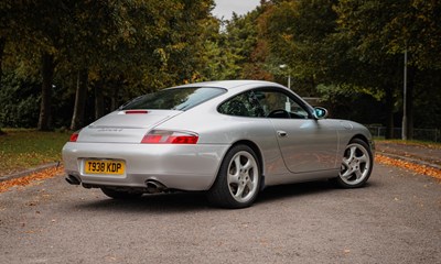 Lot 1999 Porsche 911/996 Carrera 4