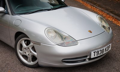 Lot 1999 Porsche 911/996 Carrera 4