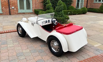 Lot Burlington Dart Child’s 50cc Petrol Driven Car