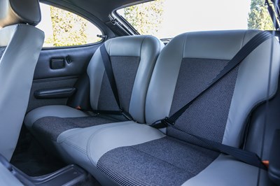 Lot 1987 Ford Capri 2.8 Injection