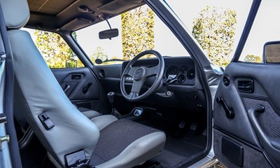 Lot 1987 Ford Capri 2.8 Injection