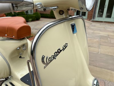 Lot 1961 Piaggio Vespa