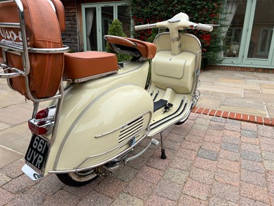 Lot 1961 Piaggio Vespa