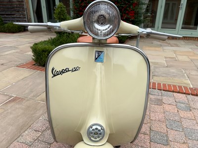 Lot 1961 Piaggio Vespa