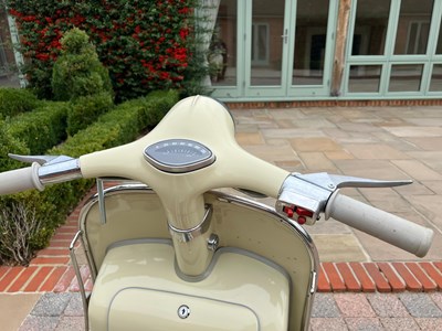 Lot 1961 Piaggio Vespa