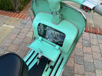 Lot 1961 Piaggio Vespa Douglas
