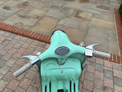 Lot 1961 Piaggio Vespa Douglas