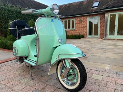 Lot 1961 Piaggio Vespa Douglas