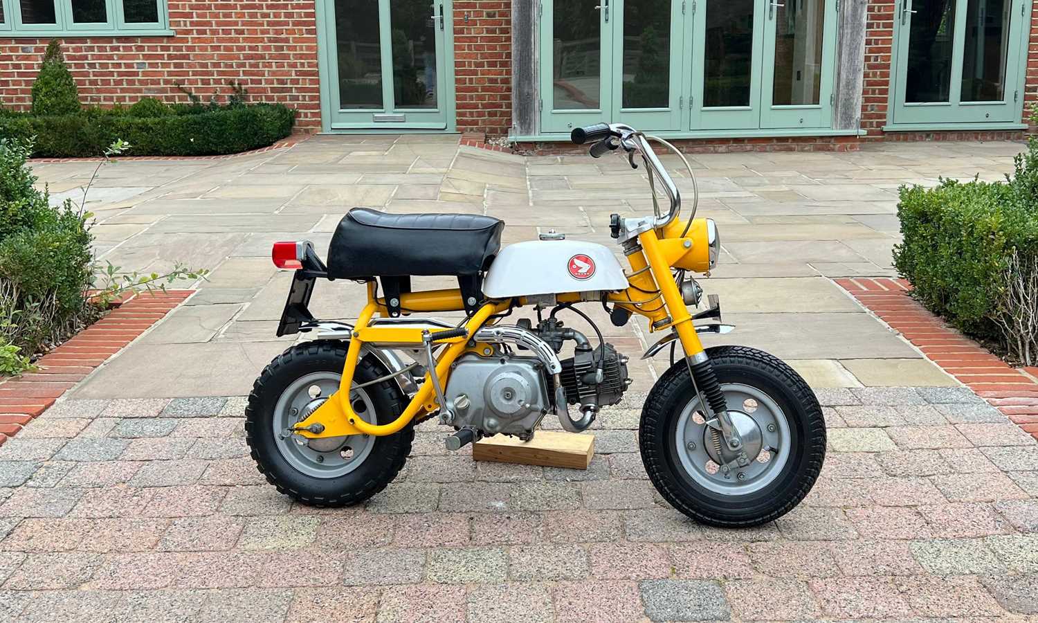 Lot 1970 Honda Z50A Monkey Bike